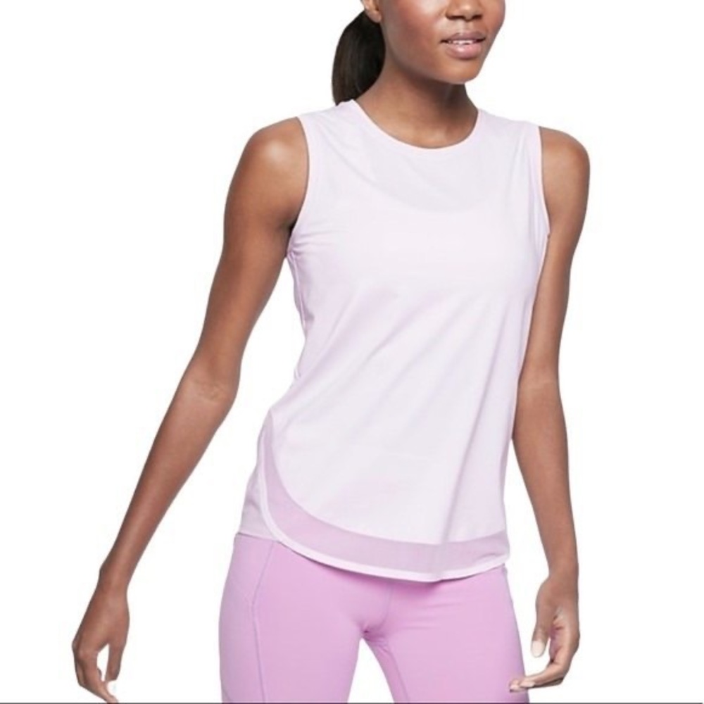Athleta cadence tank in simply lilac SZ MP